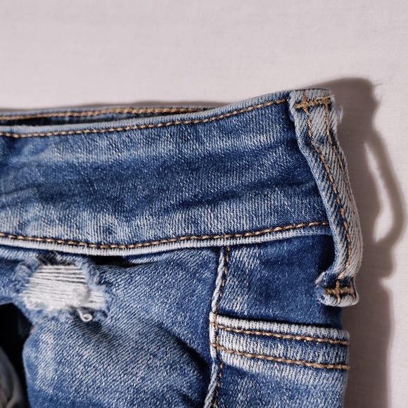 AMERICAN EAGLE Next Level Stretch DESTROYED Denim FRAYED MINI SKIRT 2 (24" Waist - Picture 7 of 16